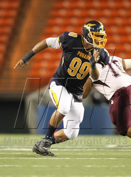 Thumbnail 2 in Punahou vs. Farrington (HHSAA D1 Semifinal) photogallery.