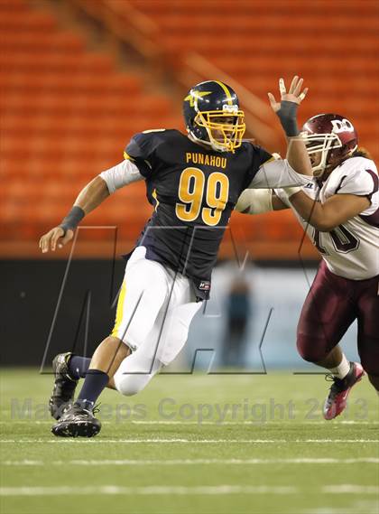 Thumbnail 2 in Punahou vs. Farrington (HHSAA D1 Semifinal) photogallery.