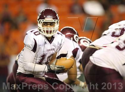 Thumbnail 3 in Punahou vs. Farrington (HHSAA D1 Semifinal) photogallery.