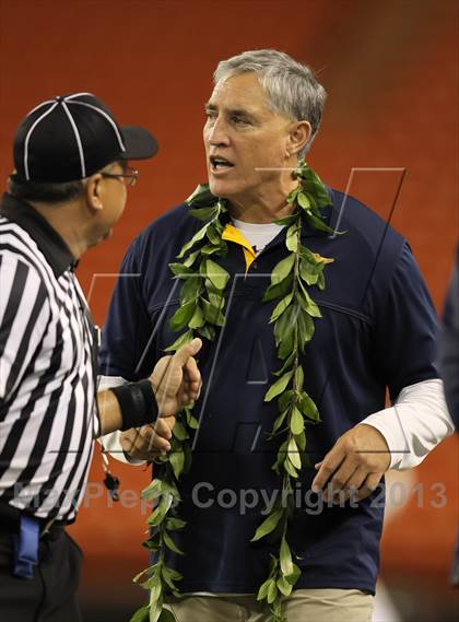 Thumbnail 2 in Punahou vs. Farrington (HHSAA D1 Semifinal) photogallery.