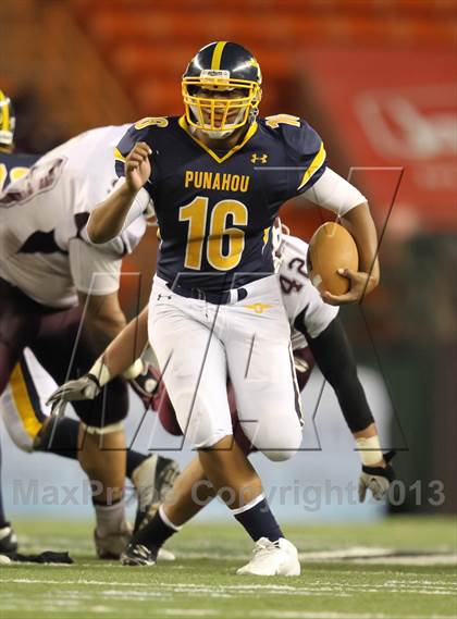 Thumbnail 2 in Punahou vs. Farrington (HHSAA D1 Semifinal) photogallery.