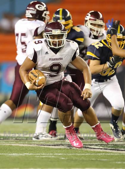Thumbnail 1 in Punahou vs. Farrington (HHSAA D1 Semifinal) photogallery.
