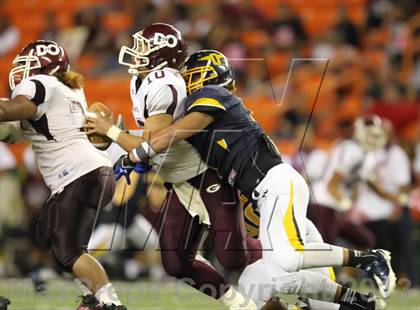 Thumbnail 2 in Punahou vs. Farrington (HHSAA D1 Semifinal) photogallery.