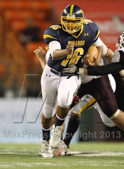 Thumbnail 3 in Punahou vs. Farrington (HHSAA D1 Semifinal) photogallery.