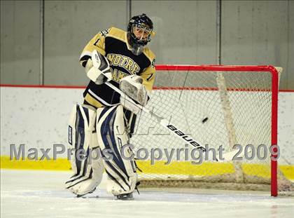 Thumbnail 2 in Notre Dame Catholic @ Xavier photogallery.