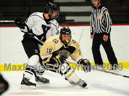 Thumbnail 2 in Notre Dame Catholic @ Xavier photogallery.