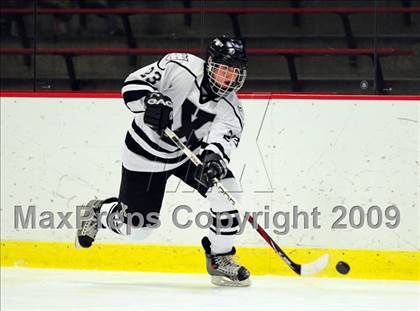 Thumbnail 2 in Notre Dame Catholic @ Xavier photogallery.