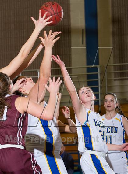 Thumbnail 3 in Bacon Academy vs.  East Lyme photogallery.