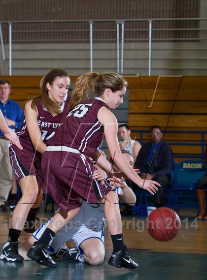Thumbnail 1 in Bacon Academy vs.  East Lyme photogallery.