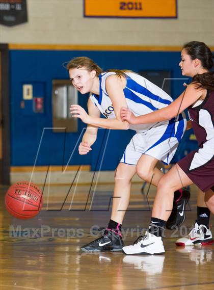 Thumbnail 2 in Bacon Academy vs.  East Lyme photogallery.
