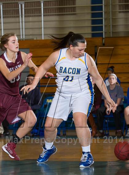 Thumbnail 1 in Bacon Academy vs.  East Lyme photogallery.