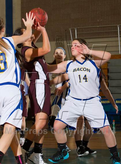 Thumbnail 2 in Bacon Academy vs.  East Lyme photogallery.