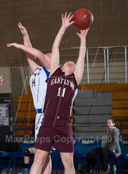 Thumbnail 1 in Bacon Academy vs.  East Lyme photogallery.