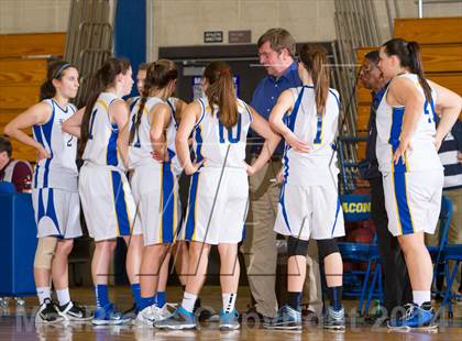 Thumbnail 3 in Bacon Academy vs.  East Lyme photogallery.