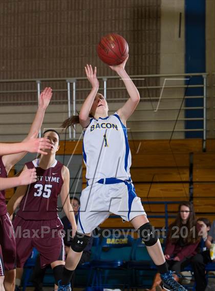Thumbnail 1 in Bacon Academy vs.  East Lyme photogallery.