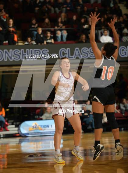 Thumbnail 3 in White Plains vs. Albertus Magnus (NYSPHSAA Section 1 Class 2A Final) photogallery.