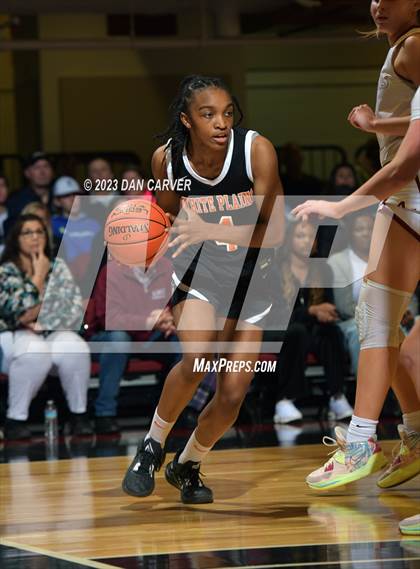 Thumbnail 1 in White Plains vs. Albertus Magnus (NYSPHSAA Section 1 Class 2A Final) photogallery.