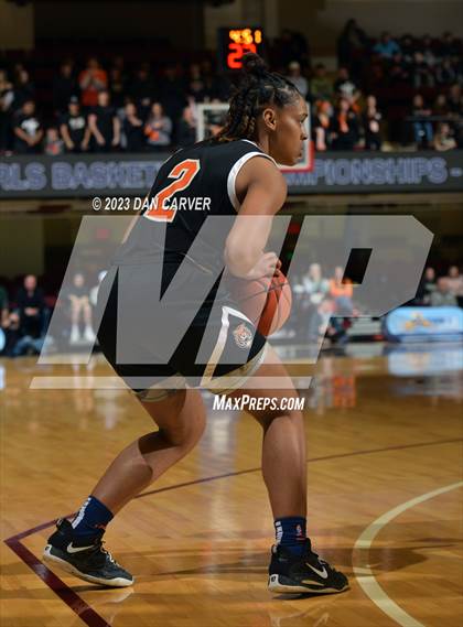 Thumbnail 3 in White Plains vs. Albertus Magnus (NYSPHSAA Section 1 Class 2A Final) photogallery.