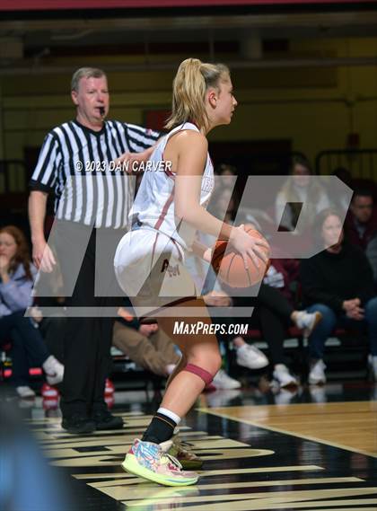 Thumbnail 1 in White Plains vs. Albertus Magnus (NYSPHSAA Section 1 Class 2A Final) photogallery.