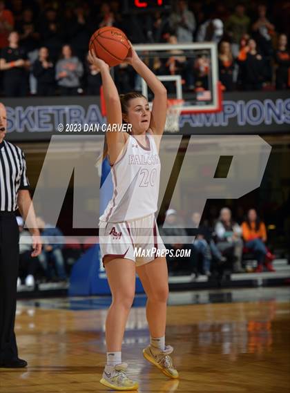 Thumbnail 1 in White Plains vs. Albertus Magnus (NYSPHSAA Section 1 Class 2A Final) photogallery.