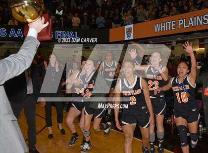 Thumbnail 1 in White Plains vs. Albertus Magnus (NYSPHSAA Section 1 Class 2A Final) photogallery.