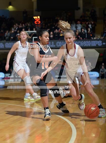 Thumbnail 3 in White Plains vs. Albertus Magnus (NYSPHSAA Section 1 Class 2A Final) photogallery.