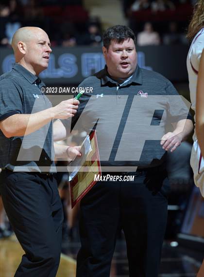Thumbnail 1 in White Plains vs. Albertus Magnus (NYSPHSAA Section 1 Class 2A Final) photogallery.