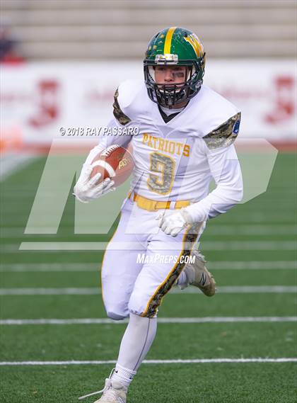 Thumbnail 3 in William Floyd vs. Ward Melville - Section XI Division I Finals photogallery.