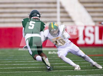 Thumbnail 3 in William Floyd vs. Ward Melville - Section XI Division I Finals photogallery.