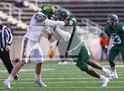 Thumbnail 3 in William Floyd vs. Ward Melville - Section XI Division I Finals photogallery.