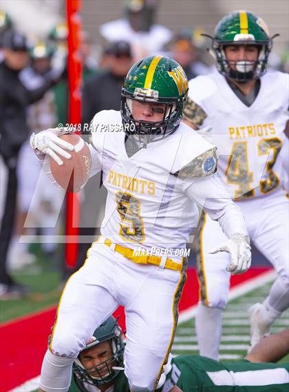 Thumbnail 3 in William Floyd vs. Ward Melville - Section XI Division I Finals photogallery.