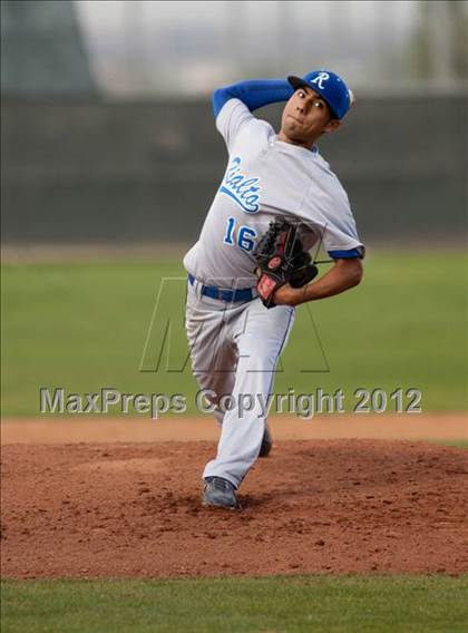 Thumbnail 2 in Rialto @ Chino Hills photogallery.