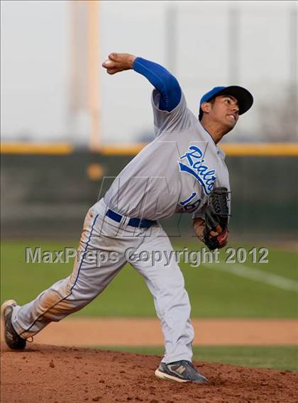 Thumbnail 2 in Rialto @ Chino Hills photogallery.