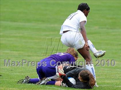 Thumbnail 3 in Boiling Springs vs Lancaster Country Day (AA District 3 Playoffs) photogallery.