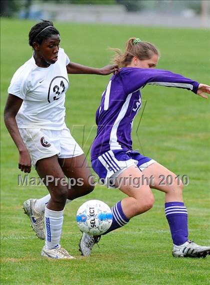 Thumbnail 3 in Boiling Springs vs Lancaster Country Day (AA District 3 Playoffs) photogallery.