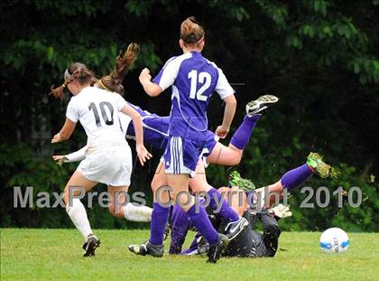 Thumbnail 2 in Boiling Springs vs Lancaster Country Day (AA District 3 Playoffs) photogallery.