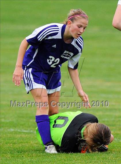 Thumbnail 3 in Boiling Springs vs Lancaster Country Day (AA District 3 Playoffs) photogallery.