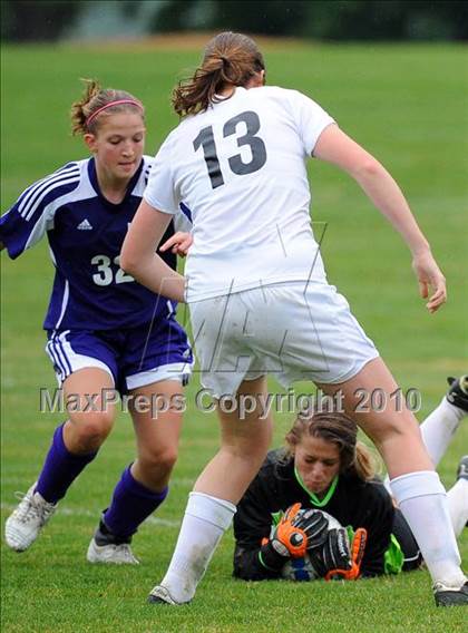 Thumbnail 1 in Boiling Springs vs Lancaster Country Day (AA District 3 Playoffs) photogallery.