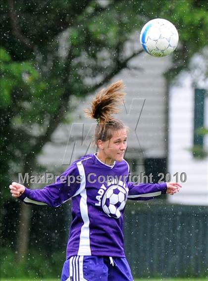 Thumbnail 2 in Boiling Springs vs Lancaster Country Day (AA District 3 Playoffs) photogallery.