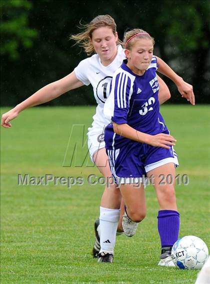 Thumbnail 3 in Boiling Springs vs Lancaster Country Day (AA District 3 Playoffs) photogallery.