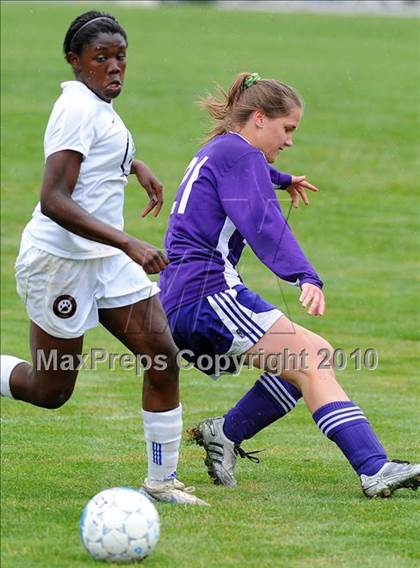 Thumbnail 2 in Boiling Springs vs Lancaster Country Day (AA District 3 Playoffs) photogallery.