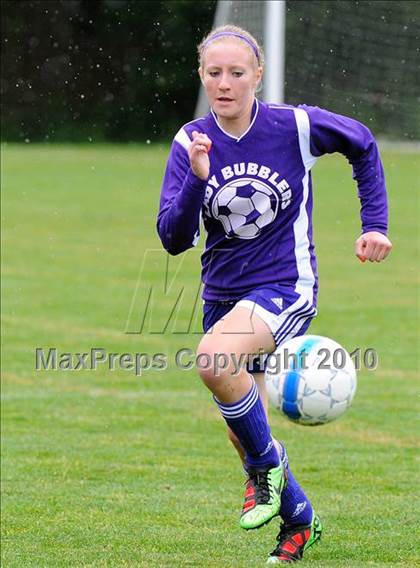 Thumbnail 2 in Boiling Springs vs Lancaster Country Day (AA District 3 Playoffs) photogallery.