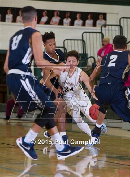 Thumbnail 2 in Tempe vs Verrado (Horizon Holiday Hoops Tournament) photogallery.
