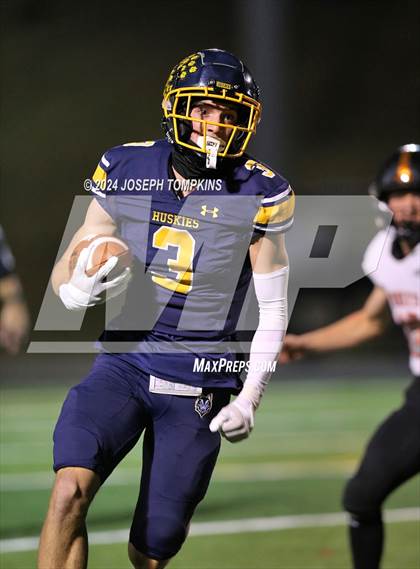 Thumbnail 3 in Marlboro Central @ Highland (NYSPHSAA Section 9 Class B Semifinal) photogallery.