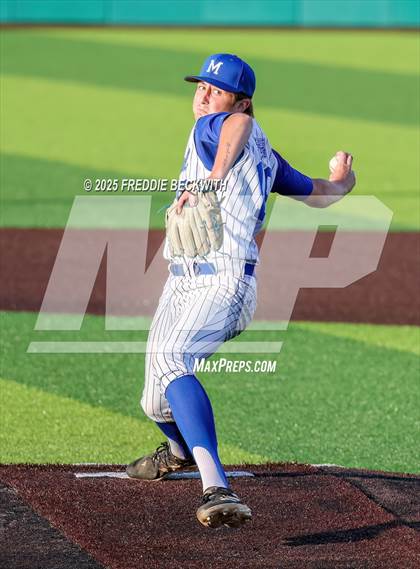 Thumbnail 2 in Evansville Reitz @ Evansville Memorial photogallery.