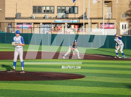 Thumbnail 3 in Evansville Reitz @ Evansville Memorial photogallery.