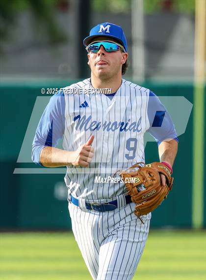 Thumbnail 3 in Evansville Reitz @ Evansville Memorial photogallery.