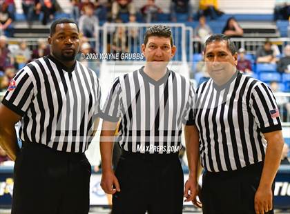 Thumbnail 3 in Big Sandy vs. McLeod (UIL 2A Regional Quarterfinal) photogallery.