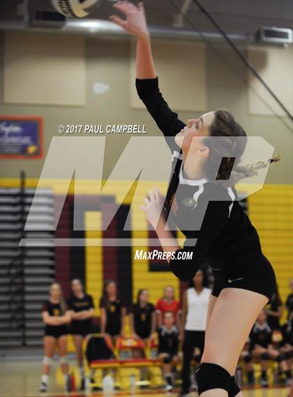 Thumbnail 3 in Desert Mountain @ Chaparral photogallery.