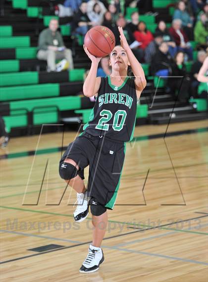Thumbnail 3 in Solon Springs vs. Siren (WIAA D5 Regionals)  photogallery.